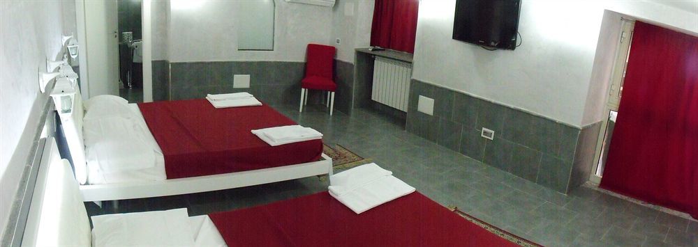 נאפולי Suite Apartments Angioini מראה חיצוני תמונה