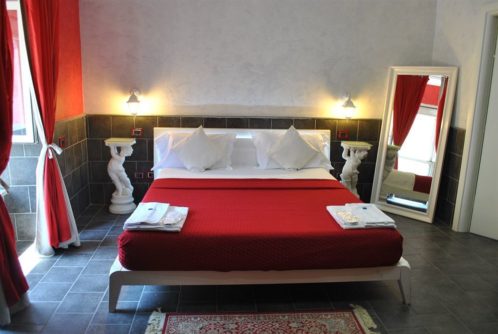 נאפולי Suite Apartments Angioini מראה חיצוני תמונה