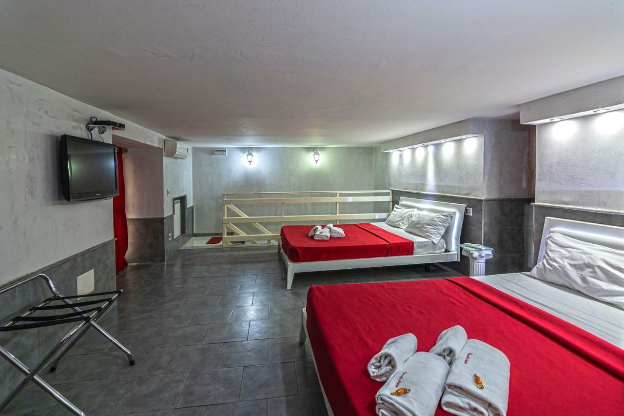 נאפולי Suite Apartments Angioini מראה חיצוני תמונה