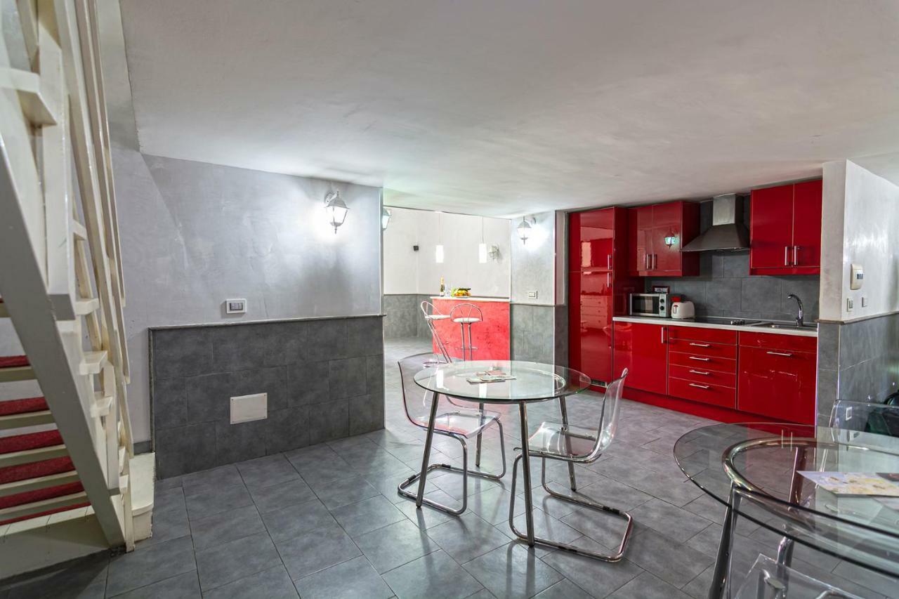 נאפולי Suite Apartments Angioini מראה חיצוני תמונה
